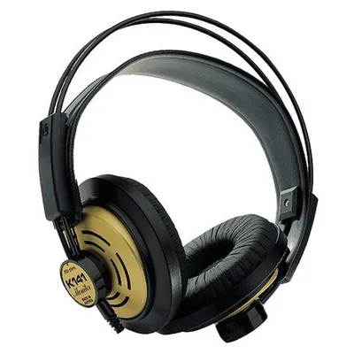 AKG K121 Studio