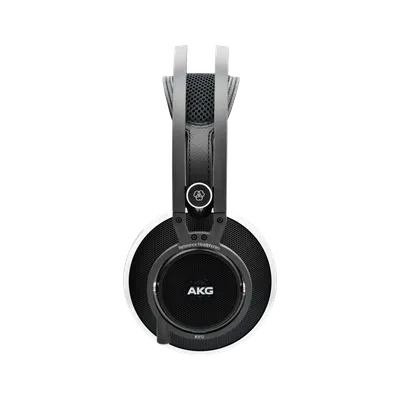 AKG K812