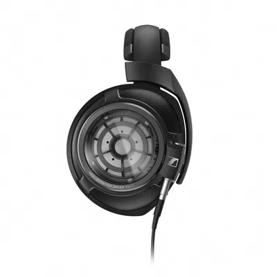 Sennheiser HD820